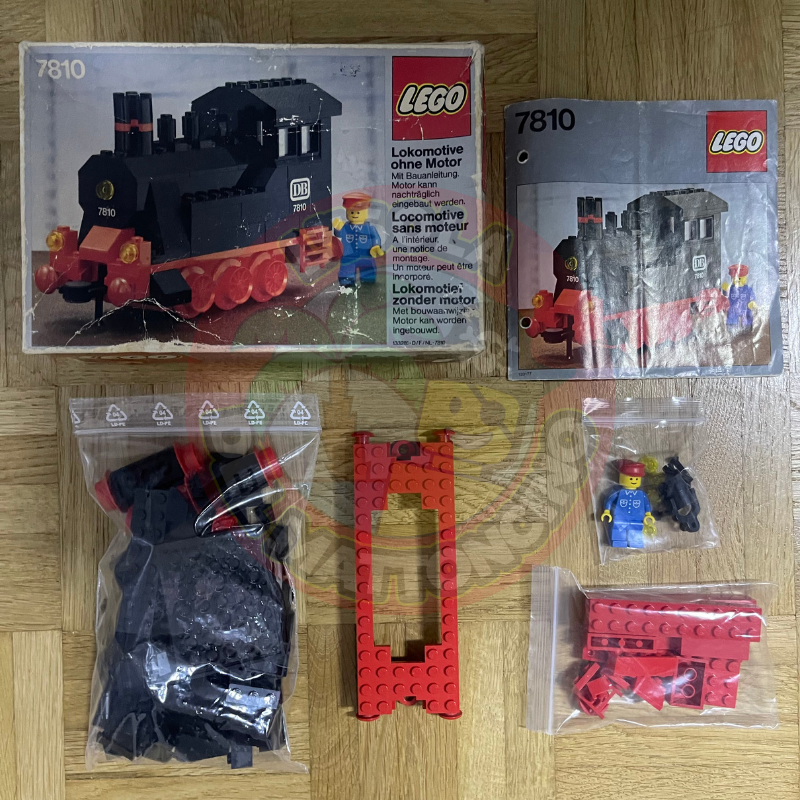 7810 - Train - Push-Along Steam Engine (Locomotive)