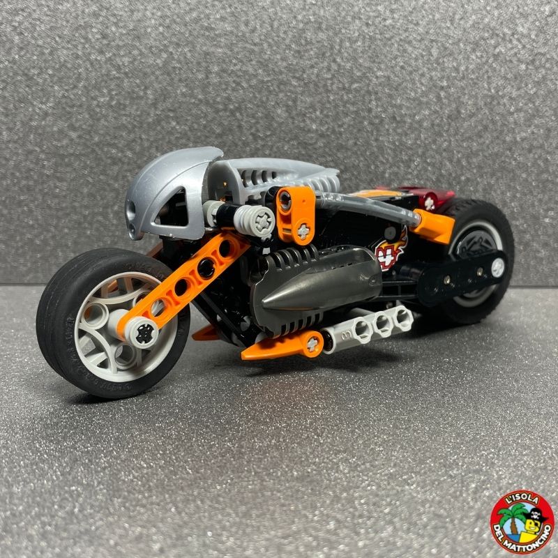 8355 - Racers - H.O.T. Blaster Bike