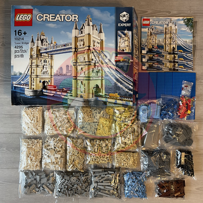 10214 - Sculptures - Tower Bridge