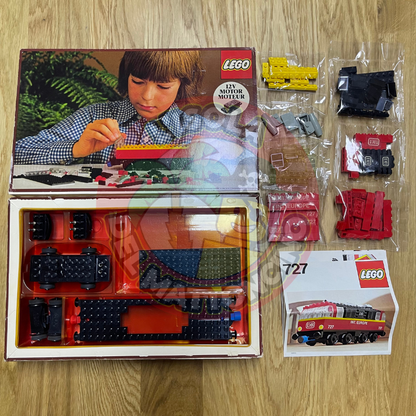 727 - Train - 12V Locomotive