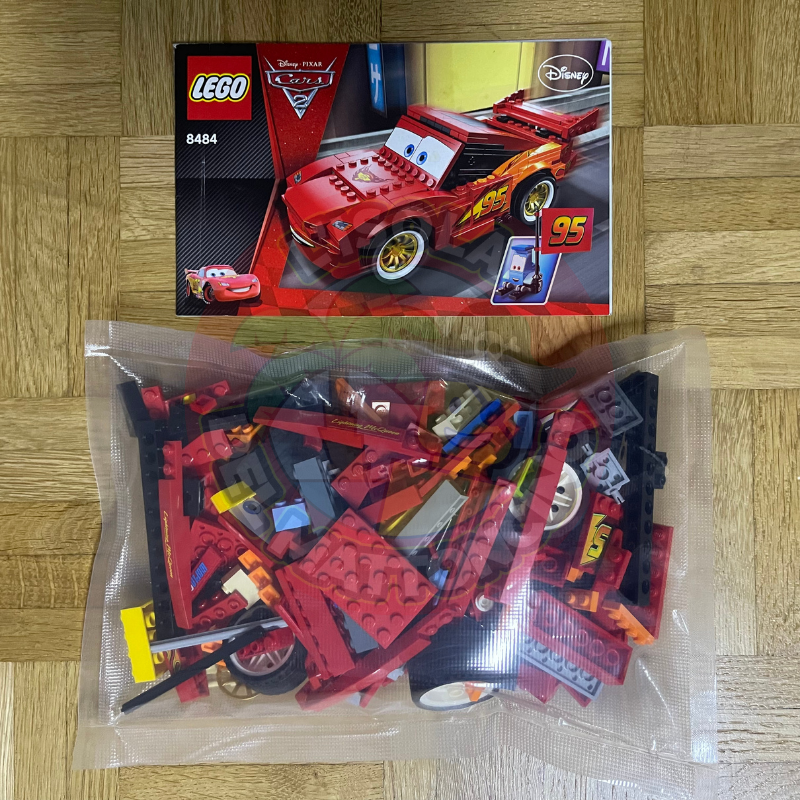 8484 - Cars - Ultimate Build Lightning McQueen